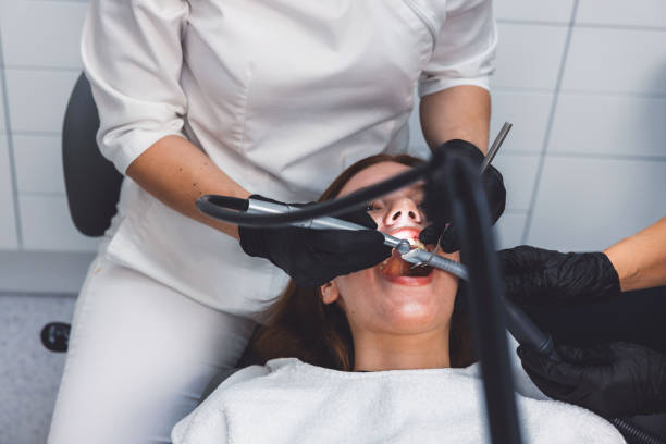 Best Emergency Dental Care for Broken or Chipped Teeth in Inverness Highlands South, FL